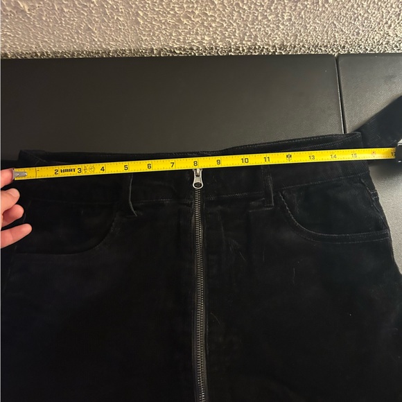 Black Label Cest Toi Black Corduroy Mini Skirt With Removable Belt Size L - Picture 12 of 12